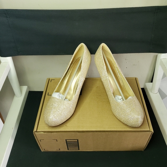 DREAM PAIRS Womens Tiffany Heel Dress Pump Size 10 - Picture 4 of 10